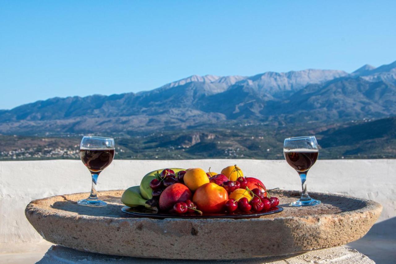 Bella-Maria At Aptera With Mountain And Sea View !! Chrissi Akti Chania Exterior foto