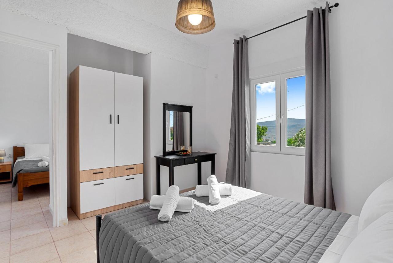 Bella-Maria At Aptera With Mountain And Sea View !! Chrissi Akti Chania Exterior foto