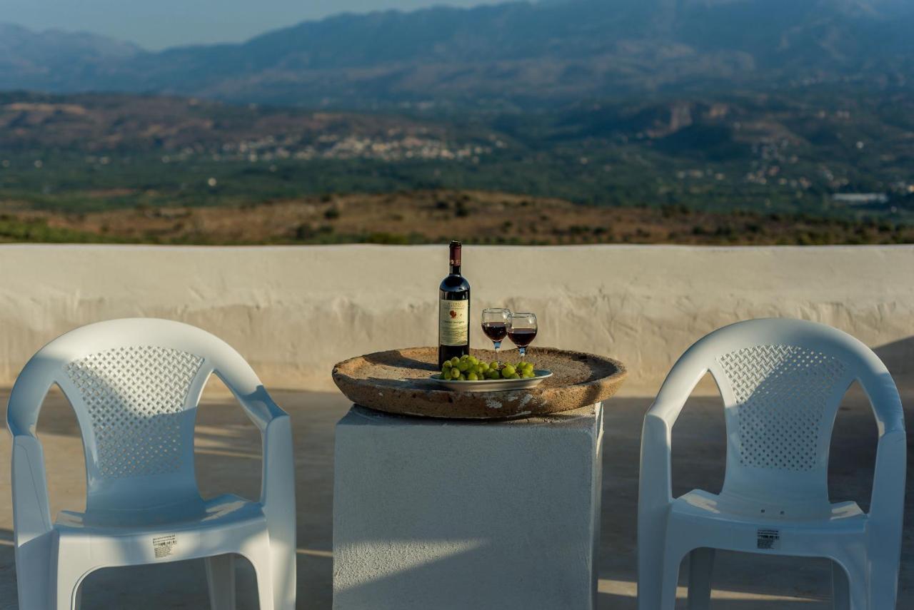 Bella-Maria At Aptera With Mountain And Sea View !! Chrissi Akti Chania Exterior foto